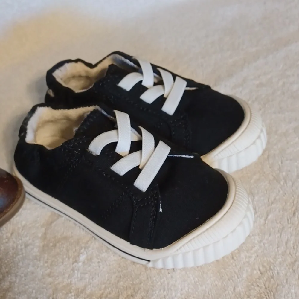 Steve Madden both new